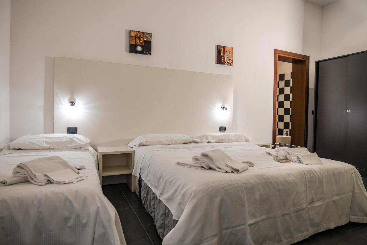 Zen Hotell Ferrara Eksteriør bilde