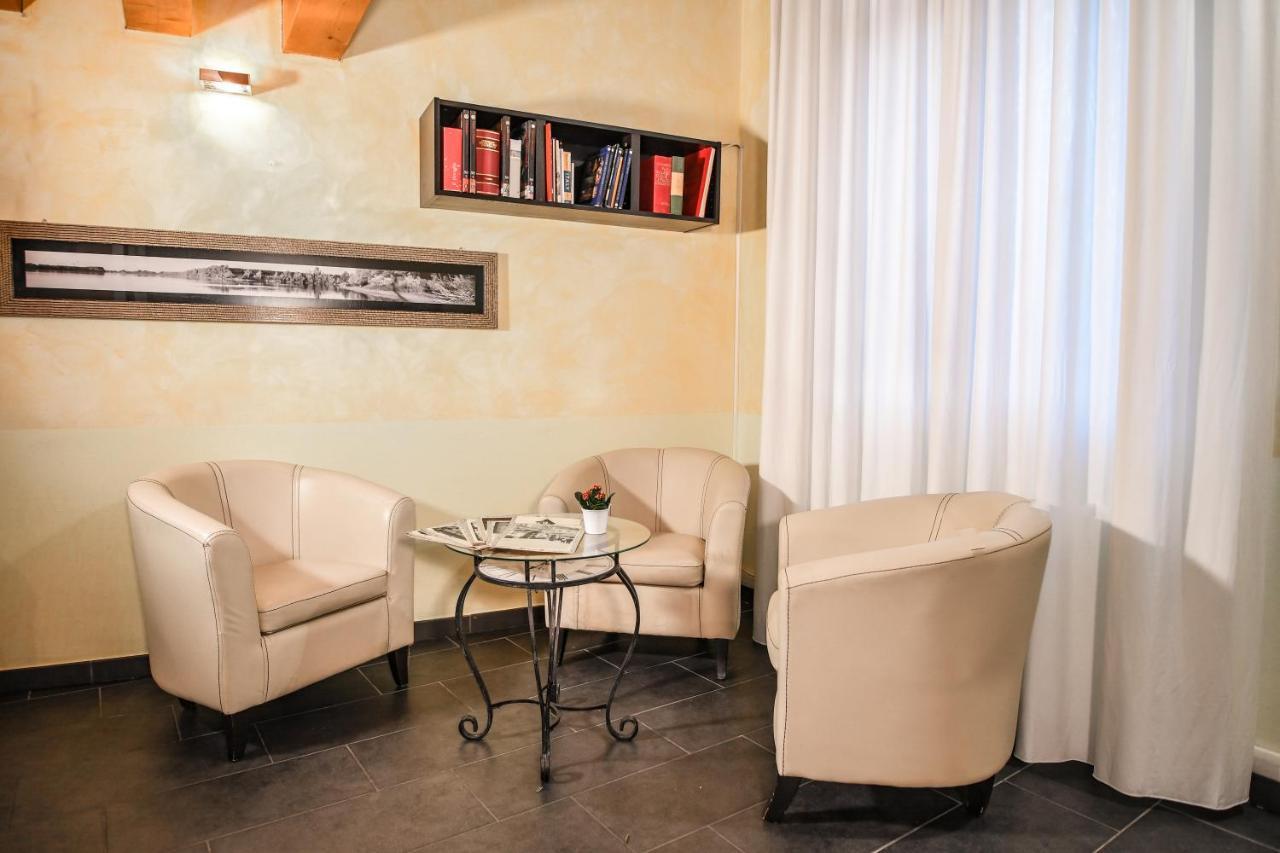 Zen Hotell Ferrara Eksteriør bilde