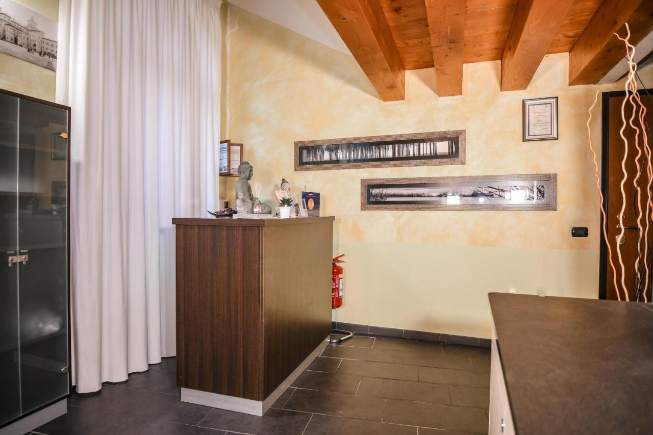 Zen Hotell Ferrara Eksteriør bilde