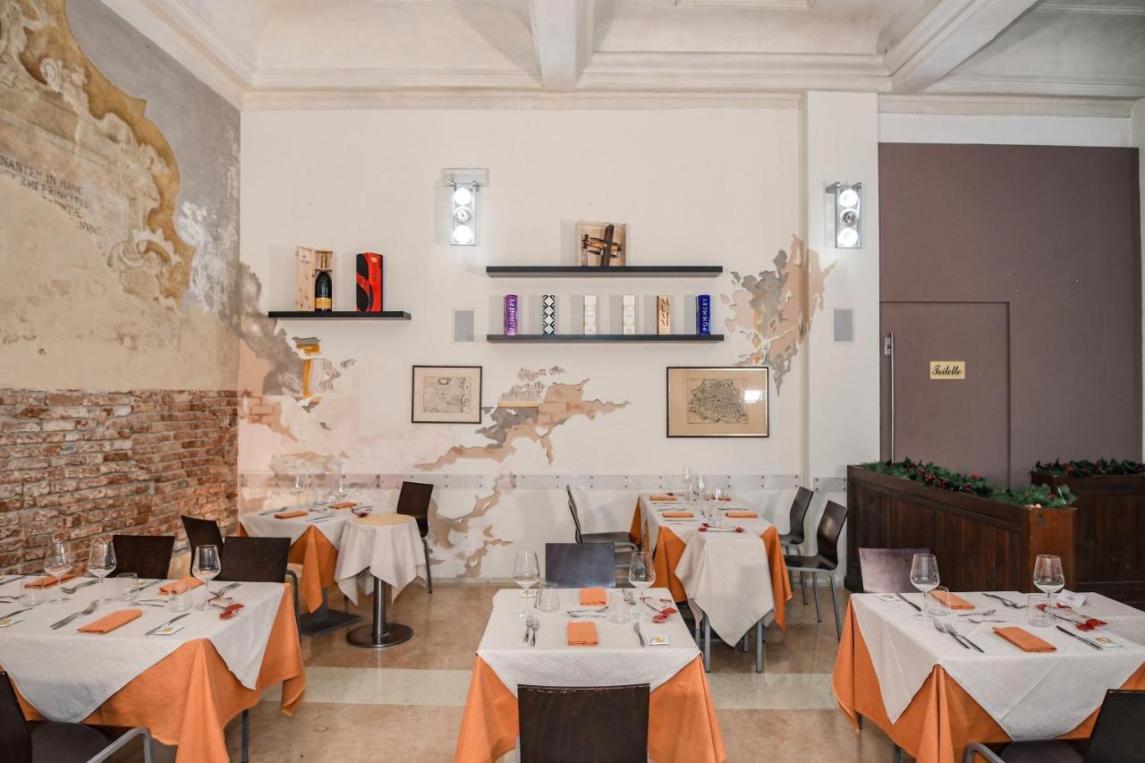 Zen Hotell Ferrara Eksteriør bilde